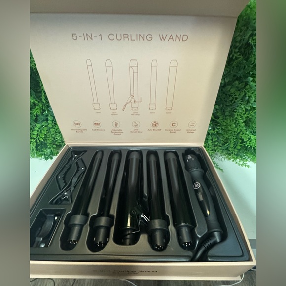 NWT 5-in-1 Curling Wand SetInterchangeable Barrels +‎ LCD Display